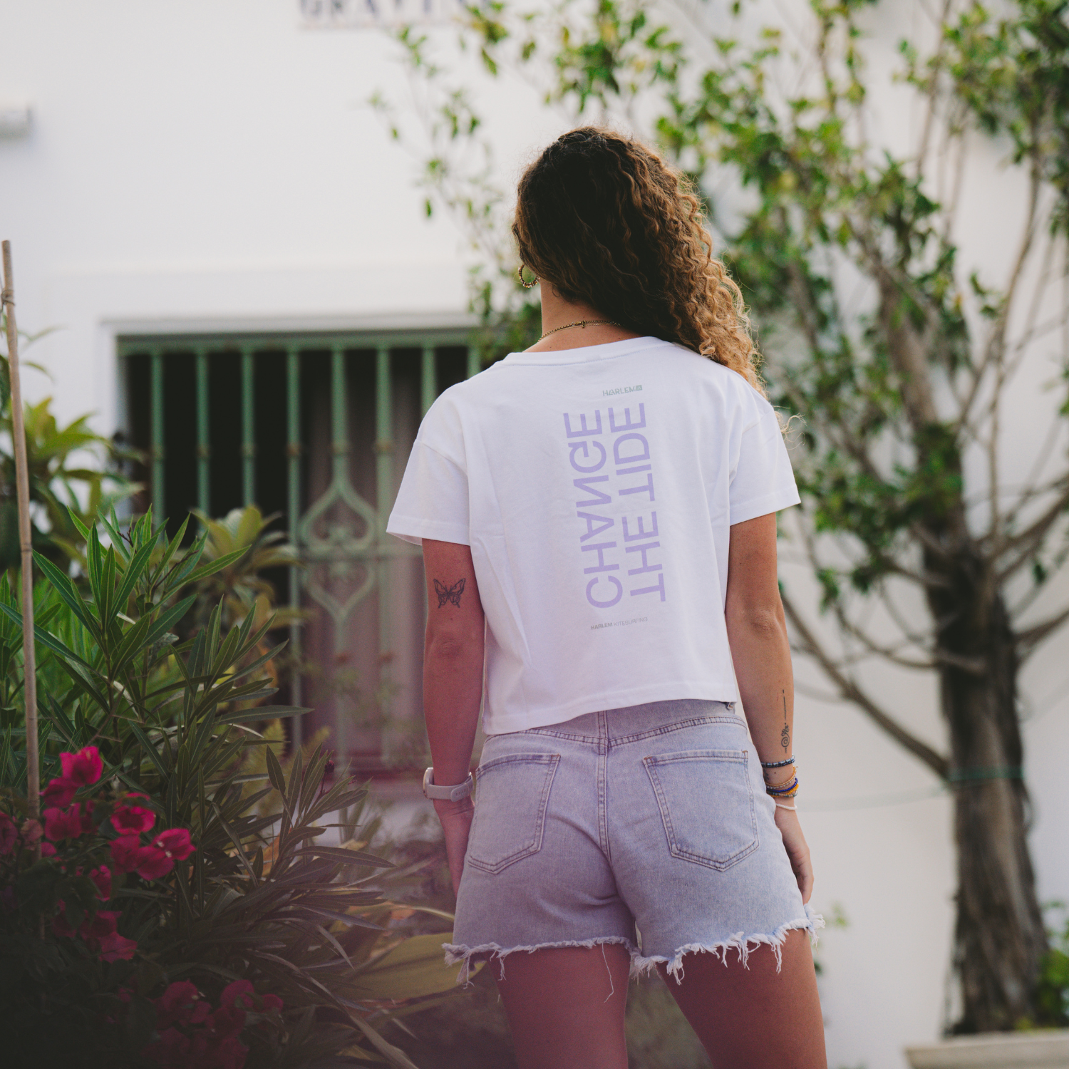 T-SHIRT CROPPED