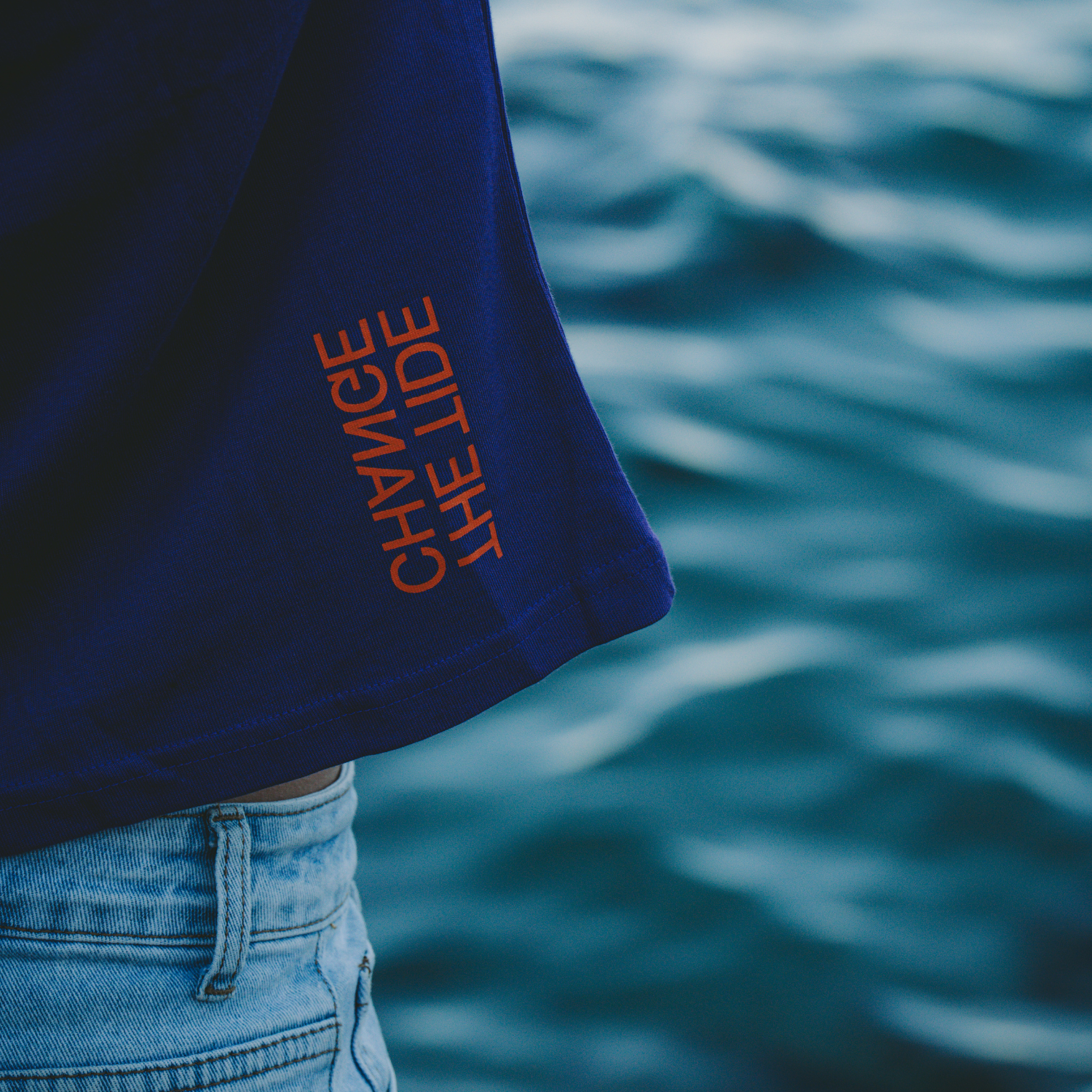 T-SHIRT CROPPED